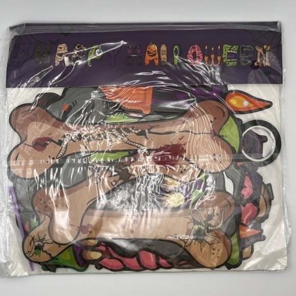 The Haunting Shadows: Spooktacular Halloween‎ Backdrop & Party Kit - Picture 6 of 10